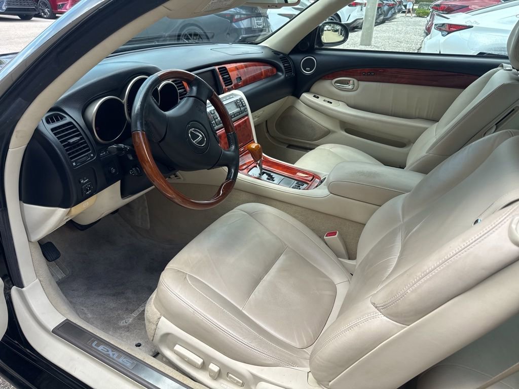Used 2007 Lexus SC 430 Convertible image 12