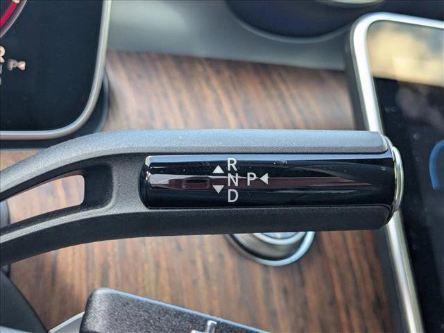 Used 2025 Mercedes-Benz C 300 Sedan image 12