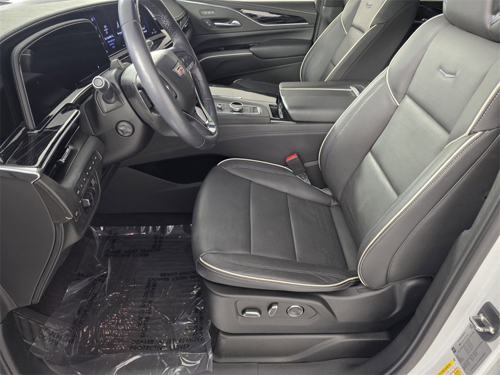 Used 2023 Cadillac Escalade Sport w/ Touring Package image 9