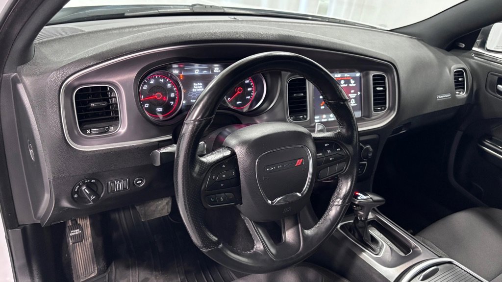 Used 2020 Dodge Charger SXT w/ Cold Weather Package AWD/4WD image 9
