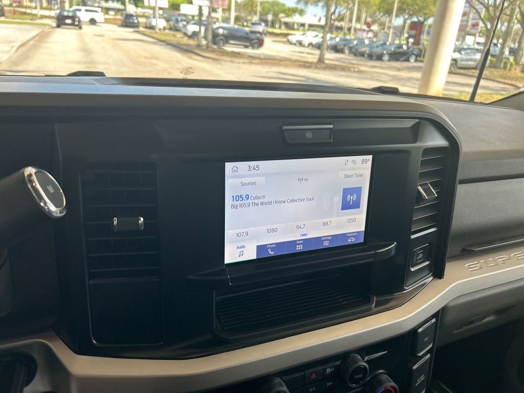 Used 2025 Ford F350 XLT image 7