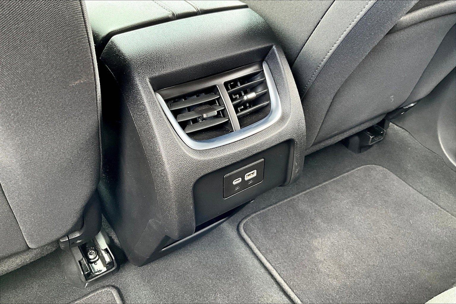 Used 2022 Chevrolet Blazer LT image 24