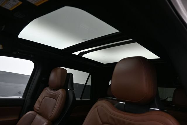 Certified 2023 Lincoln Navigator Reserve AWD/4WD image 20
