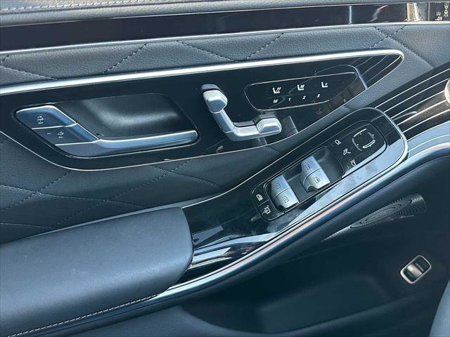 Used 2025 Mercedes-Benz S 580 4MATIC Sedan image 32