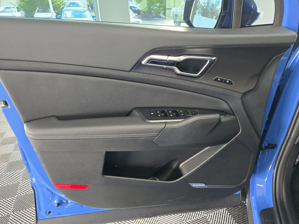 Used 2026 Kia Sportage SX image 19