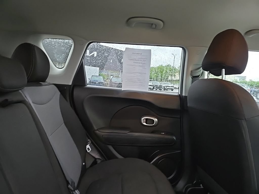 Used 2018 Kia Soul + FWD image 31