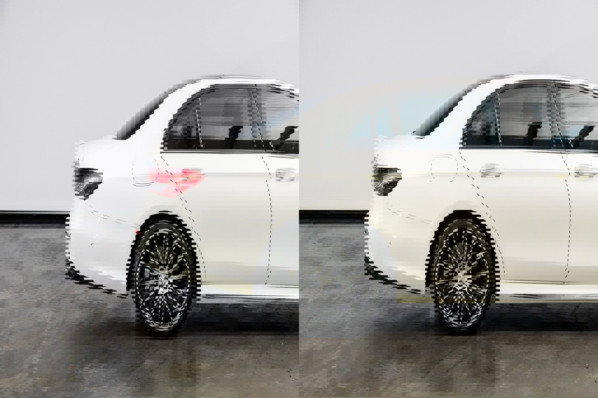 Used 2022 Mercedes-Benz E 53 AMG 4MATIC image 25