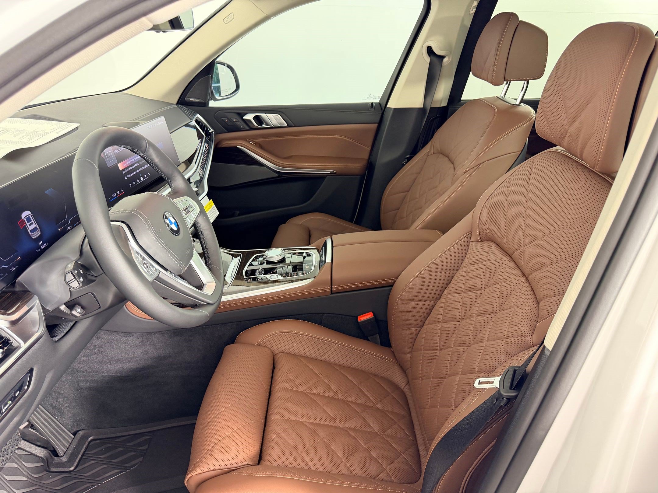 Used 2027 BMW X7 xDrive40i w/ Executive Package AWD/4WD image 5