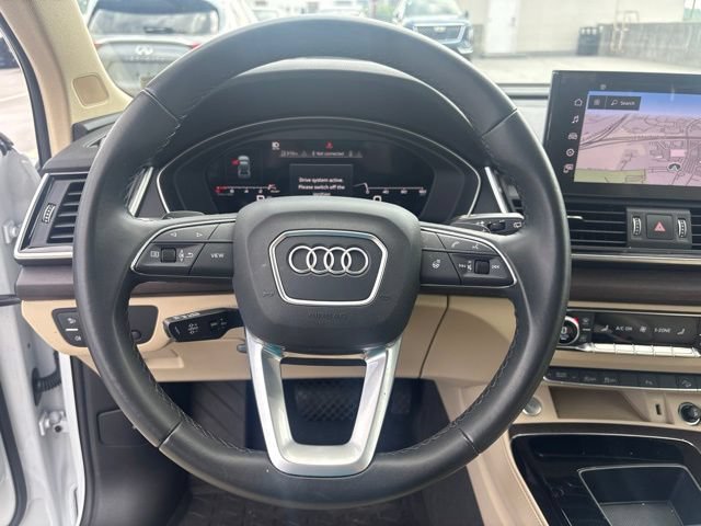 Used 2023 Audi Q5 2.0T Premium Plus w/ Premium Plus Package AWD/4WD image 7