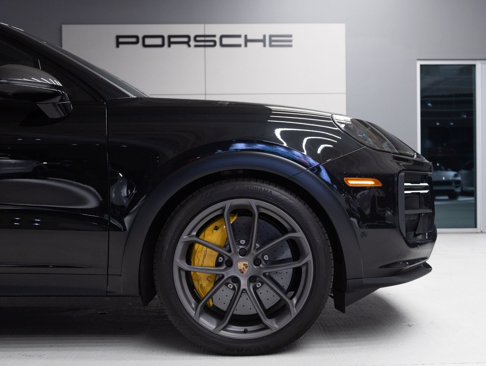 Certified 2025 Porsche Cayenne Turbo GT AWD/4WD image 11