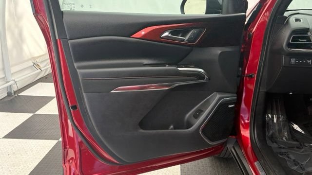 Used 2024 Chevrolet Traverse Z71 w/ Enhanced Driving Package AWD/4WD image 16