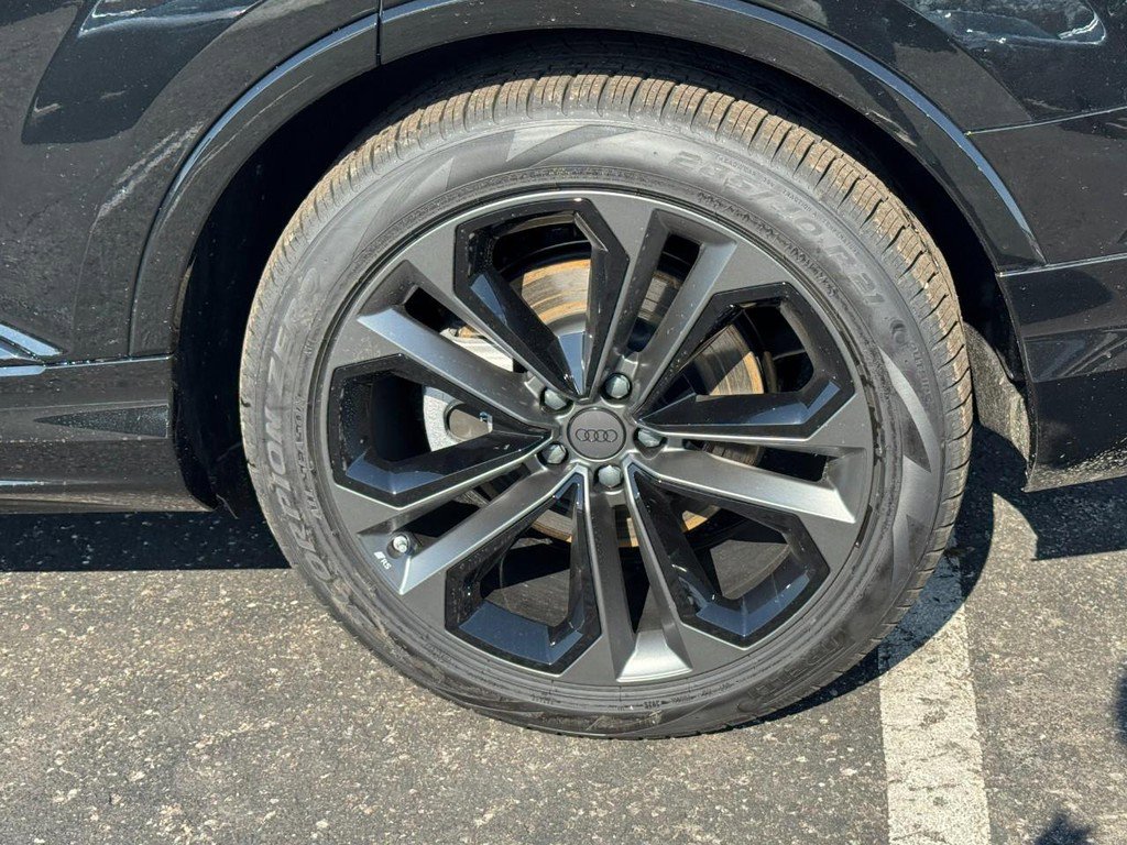 New 2026 Audi Q7 3.0T Premium Plus image 4