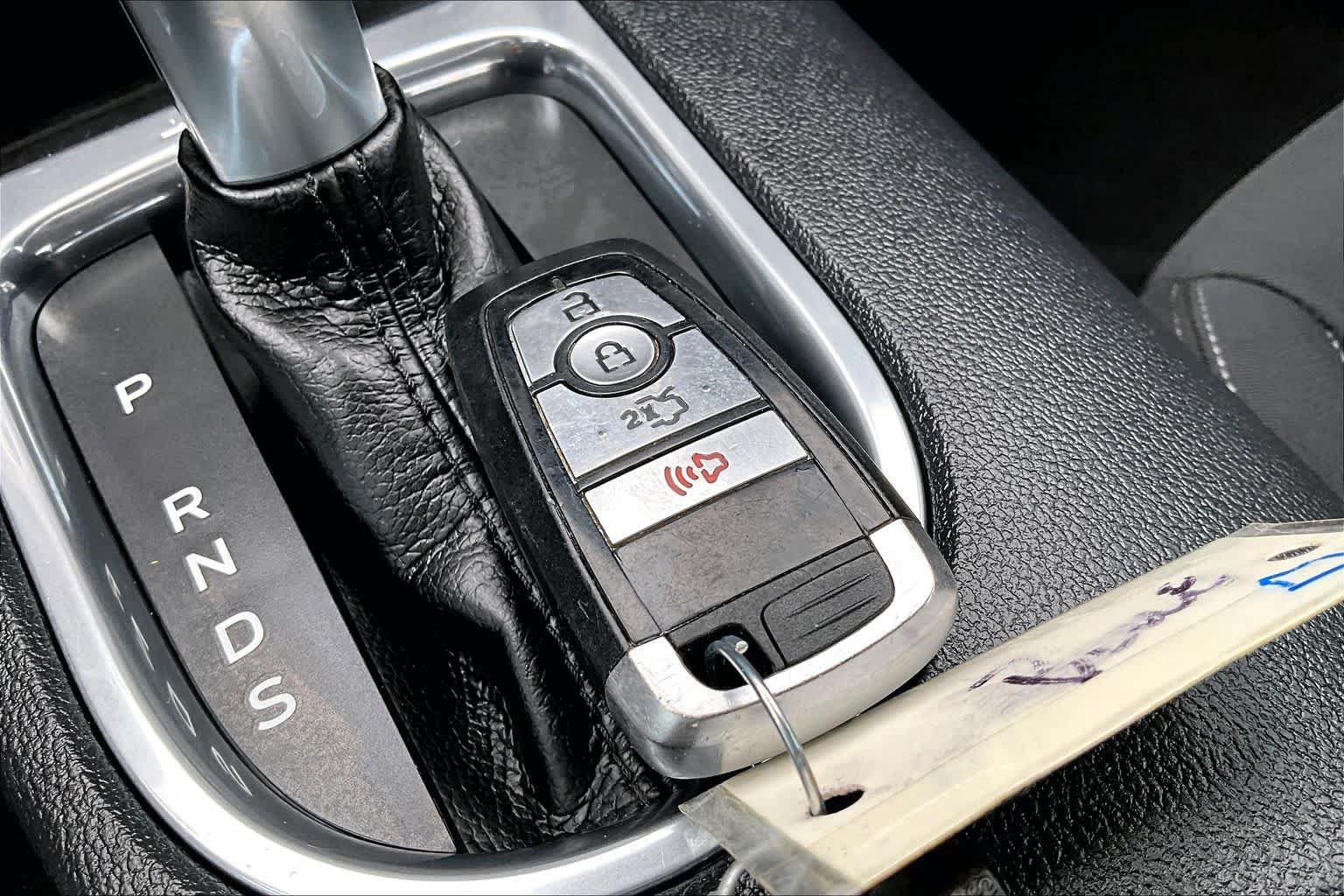 Used 2022 Ford Mustang Coupe RWD image 15