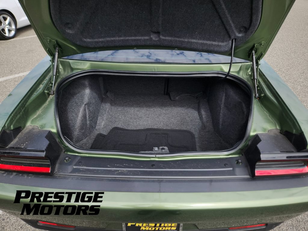 Used 2022 Dodge Challenger R/T Scat Pack RWD image 14