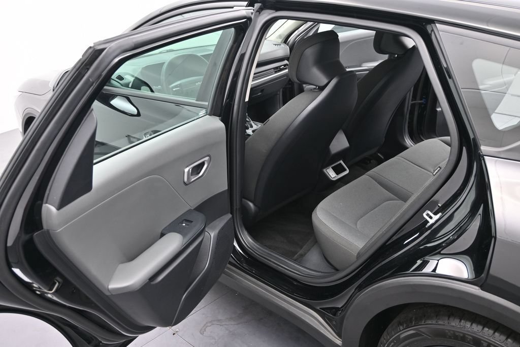Used 2025 Kia K4 FWD image 13