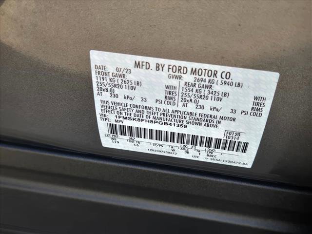 Used 2023 Ford Explorer Limited image 25