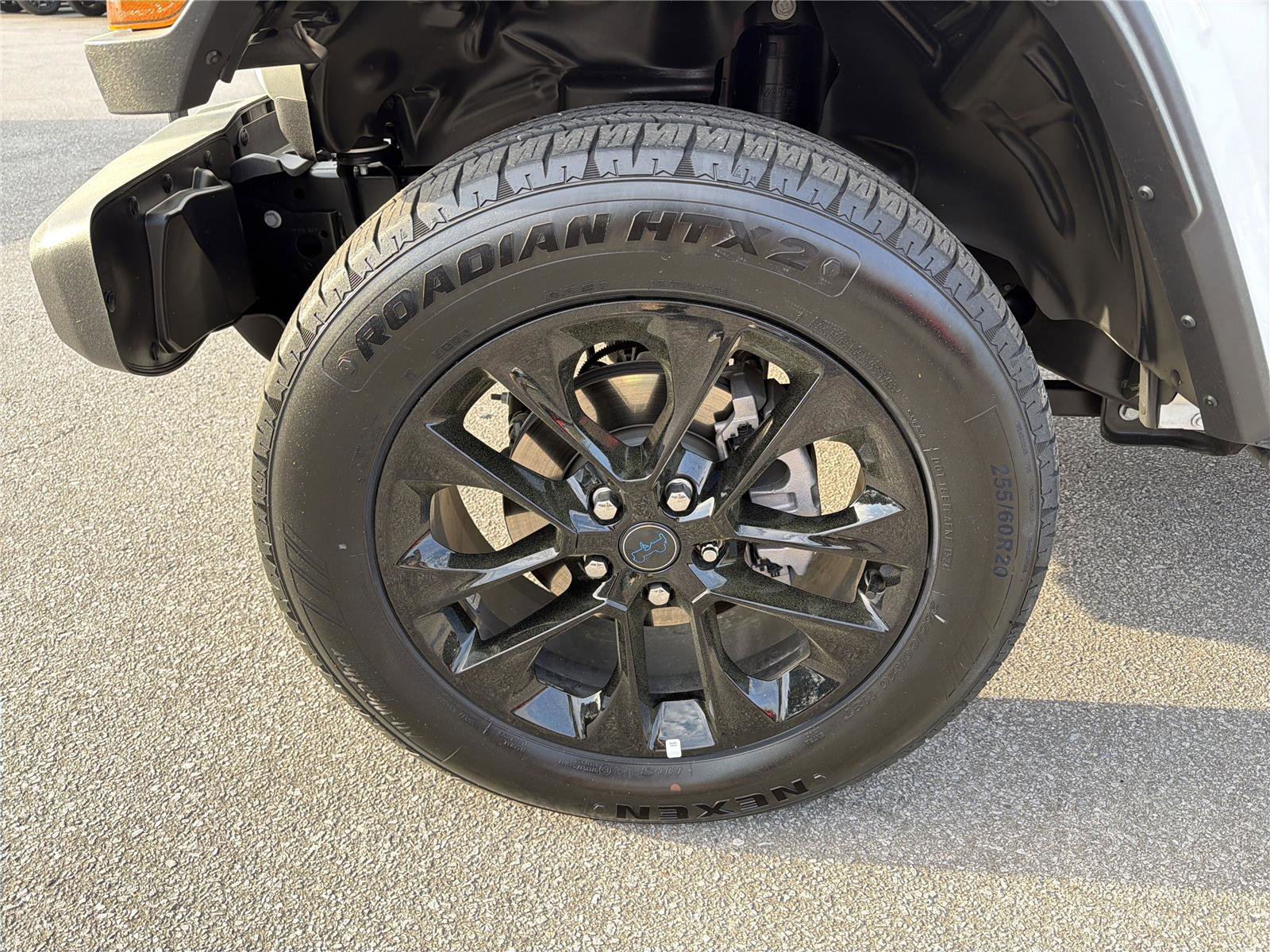 Used 2025 Jeep Wrangler Sahara w/ Safety Group image 11