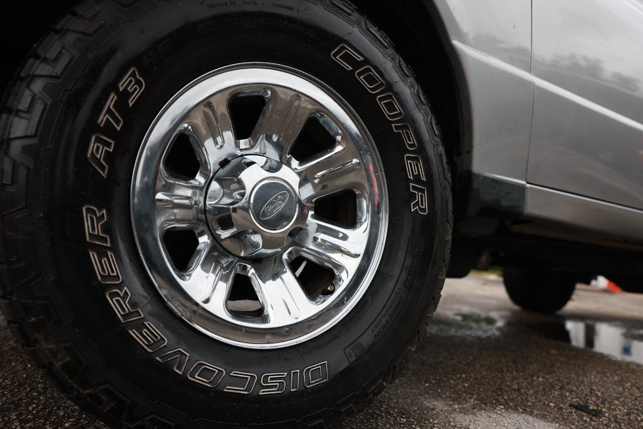 Used 2009 Ford Ranger XLT image 32