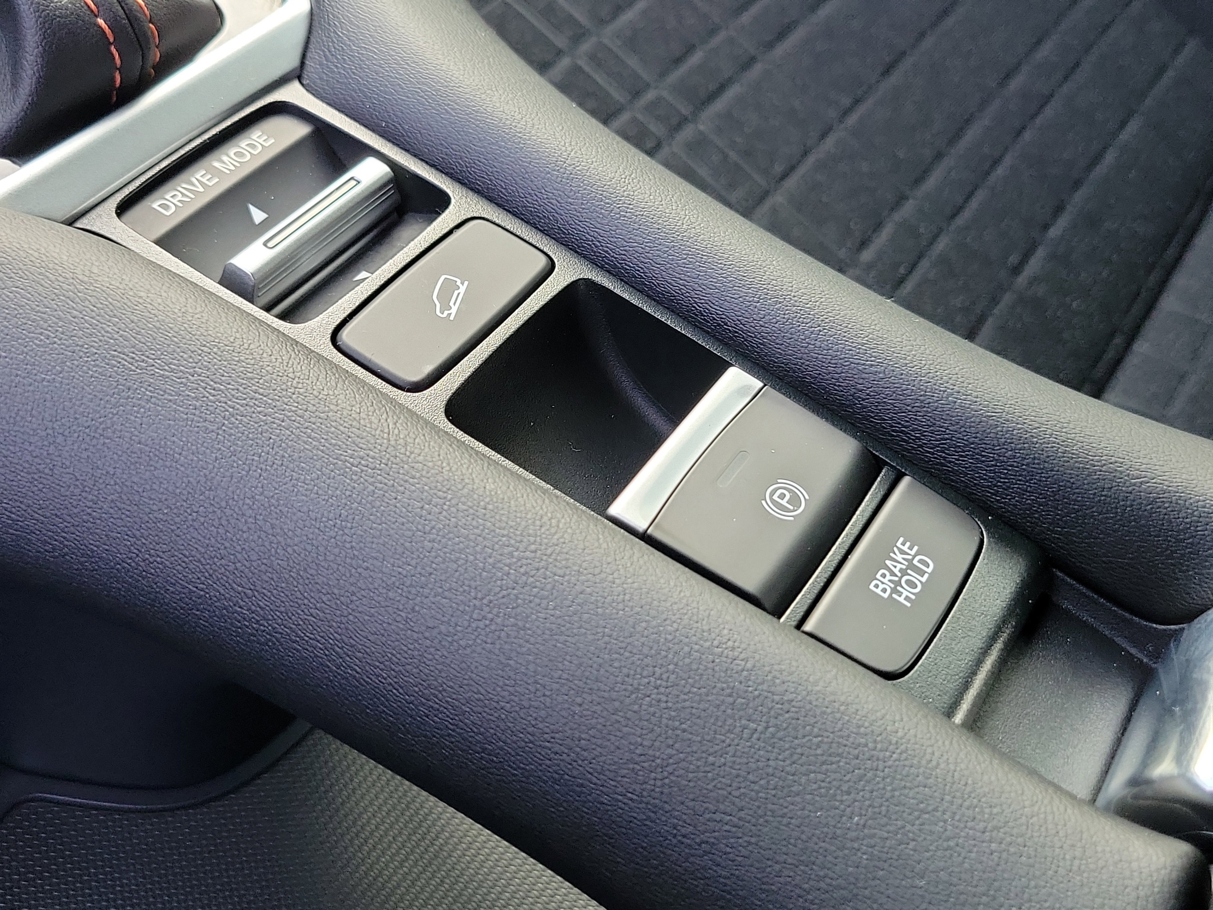 Used 2024 Honda HR-V Sport image 28