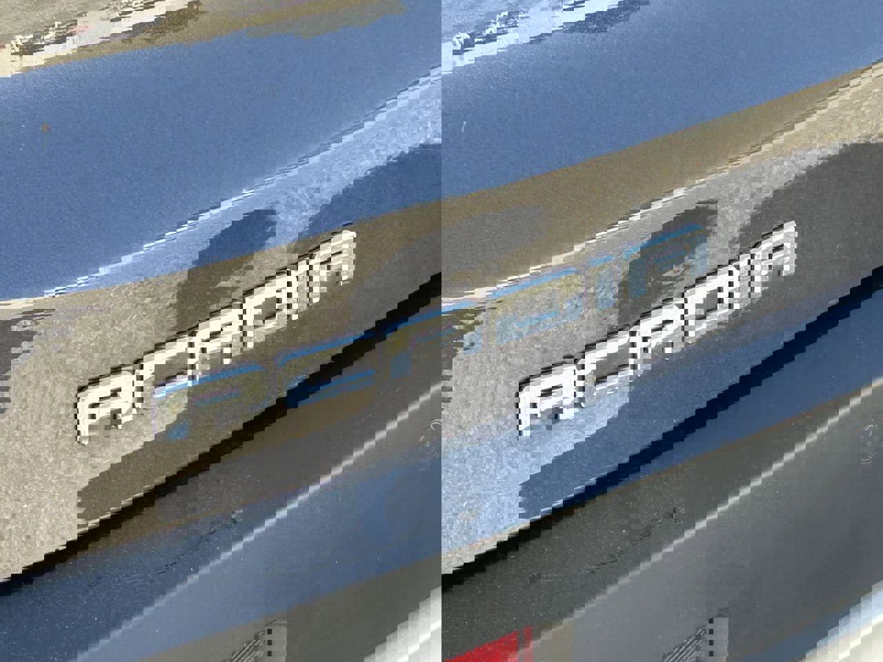 Used 2017 GMC Acadia SLE w/ Driver Alert Package I image 5