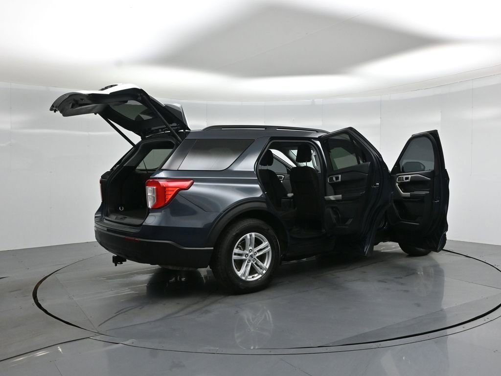 Certified 2024 Ford Explorer XLT image 5