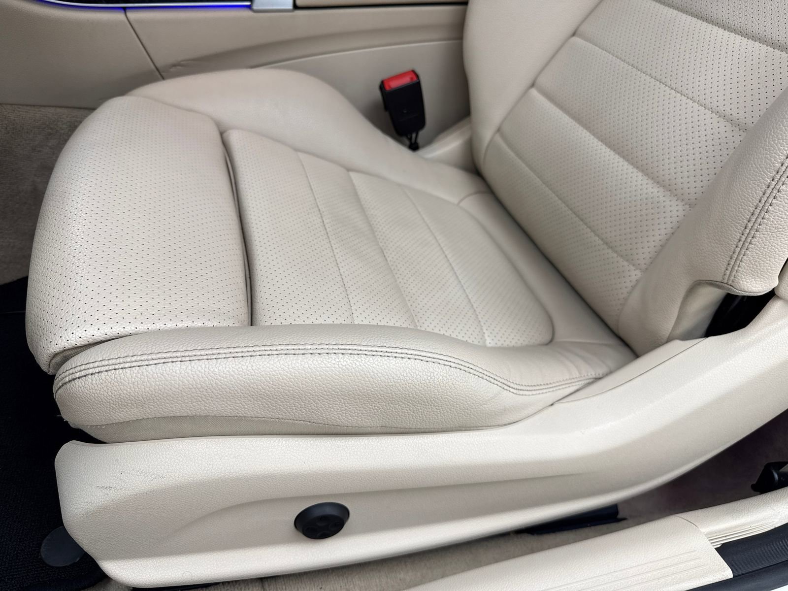 Used 2019 Mercedes-Benz C 300 Coupe w/ AMG Line image 33