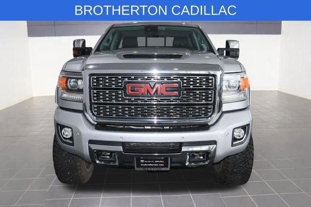 Used 2018 GMC Sierra 3500 Denali w/ Duramax Plus Package AWD/4WD image 11