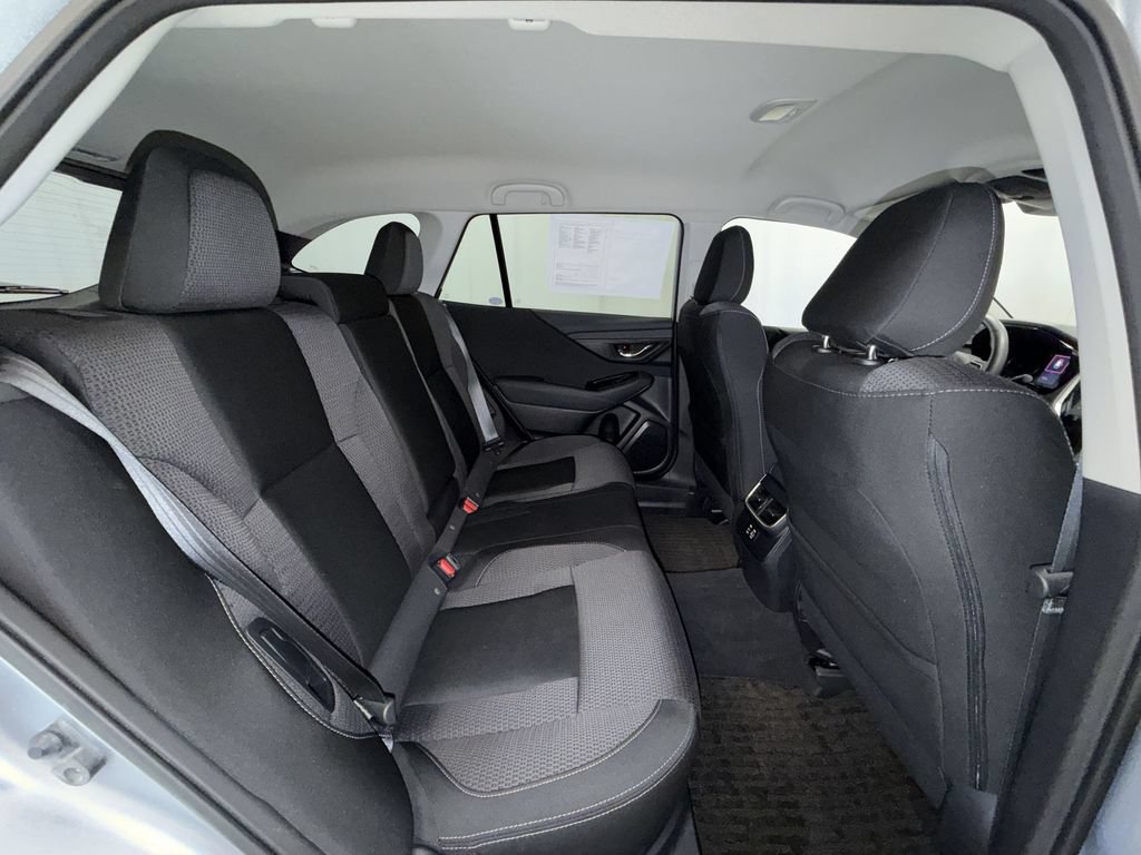 Used 2024 Subaru Outback Premium AWD/4WD image 17