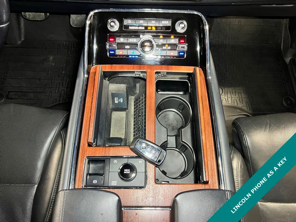 Used 2023 Lincoln Navigator Reserve image 10