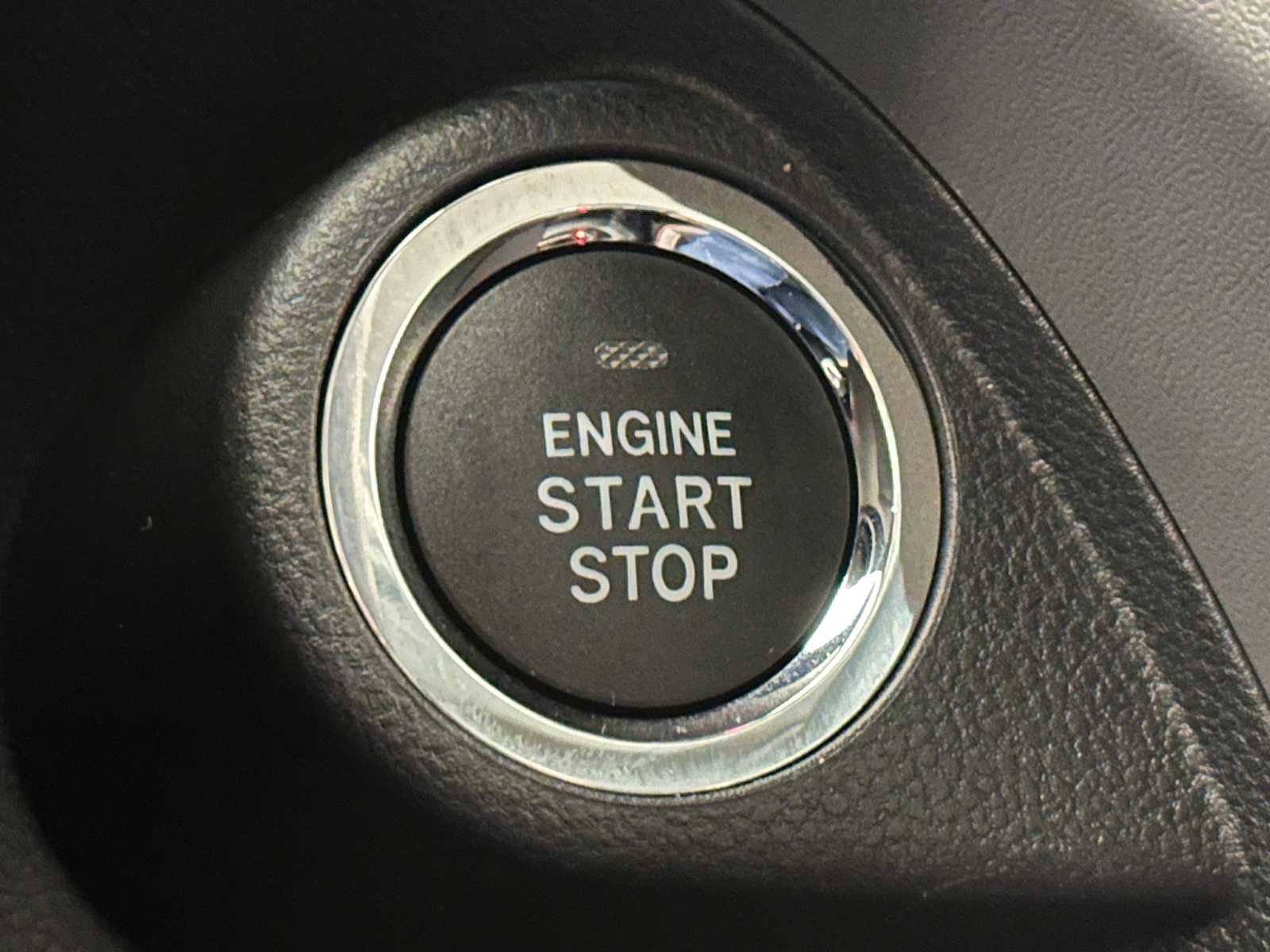 Used 2024 Subaru Crosstrek 2.5i Limited w/ Crosstrek Mirror Package image 18