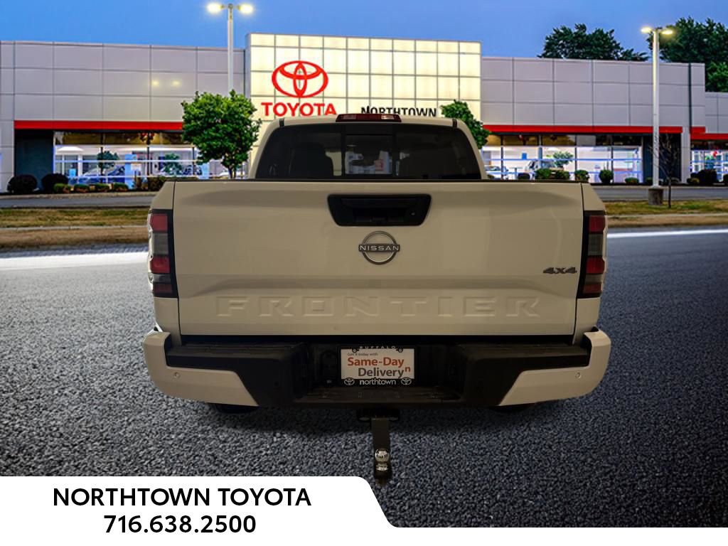 Used 2025 Nissan Frontier SV w/ SV Convenience Package image 32