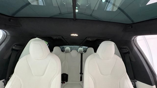 Used 2023 Tesla Model X AWD/4WD image 40