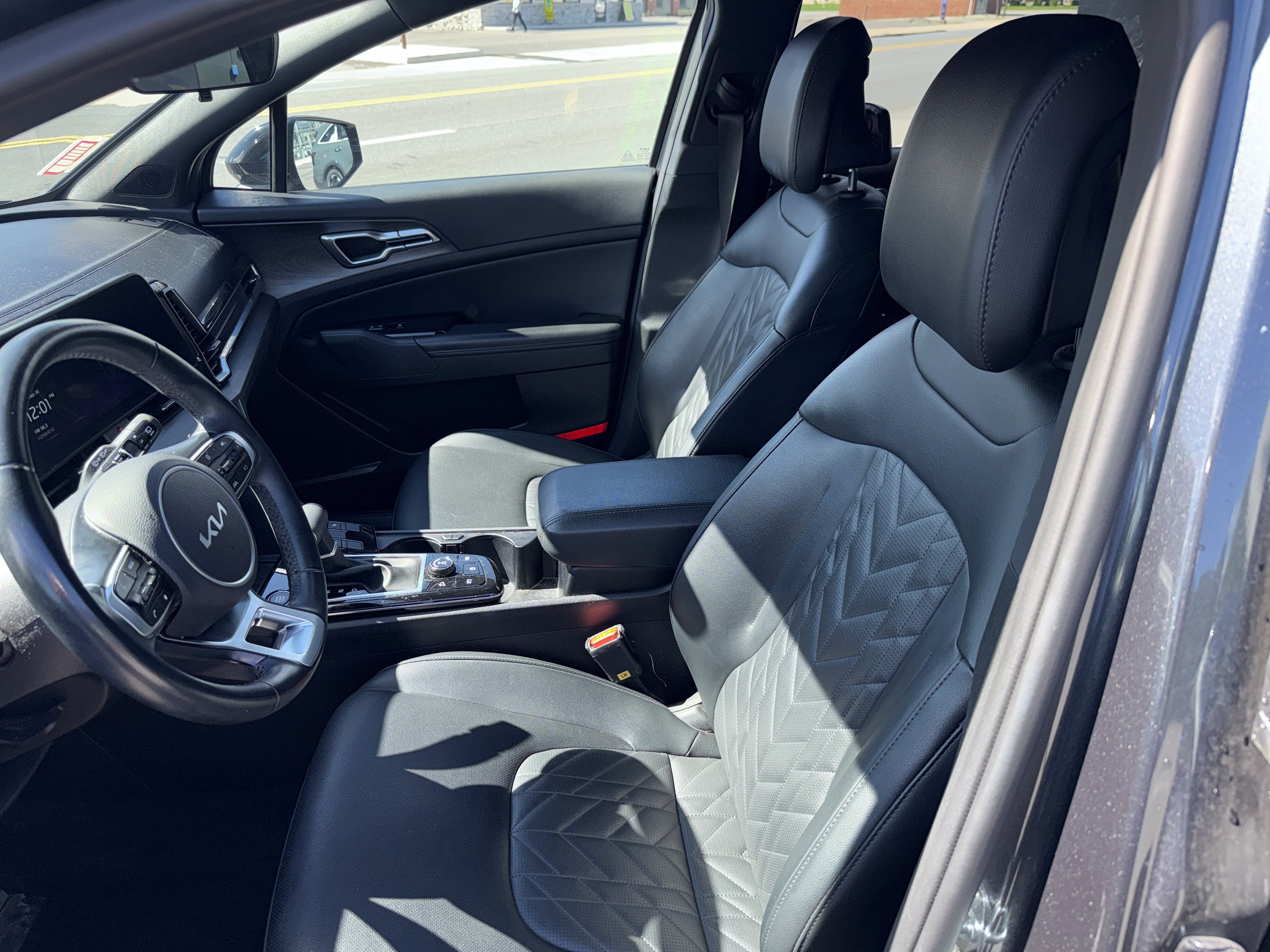 Certified 2023 Kia Sportage X-Line w/ X-Line Premium Package AWD/4WD image 12