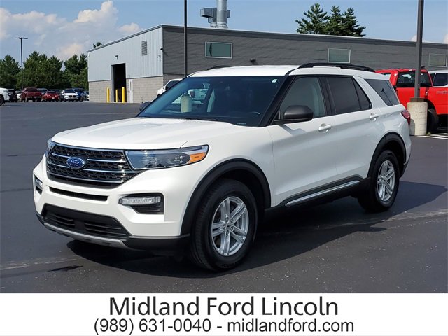Certified 2022 Ford Explorer XLT w/ Equipment Group 202A