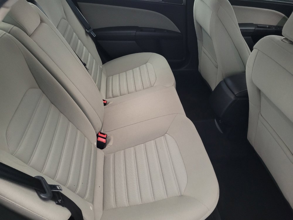 Used 2018 Ford Fusion S image 19