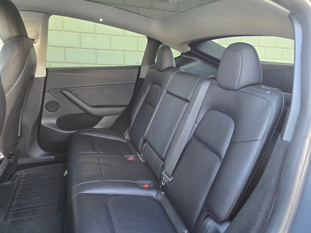 Used 2022 Tesla Model Y Performance image 33