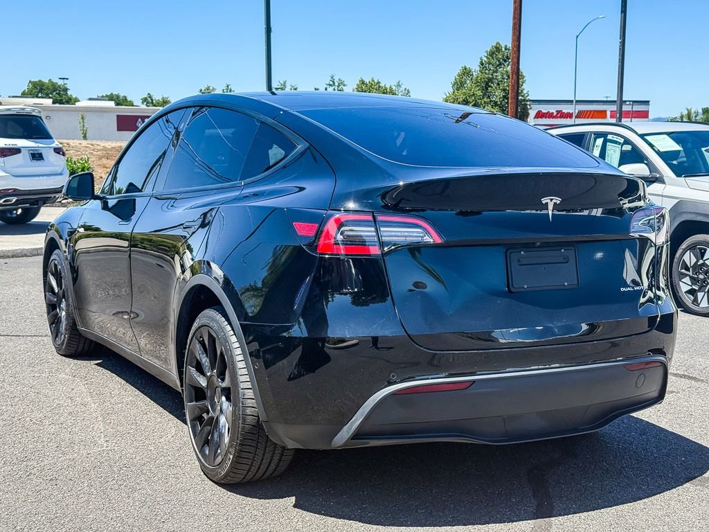 Used 2021 Tesla Model Y Long Range AWD/4WD image 8