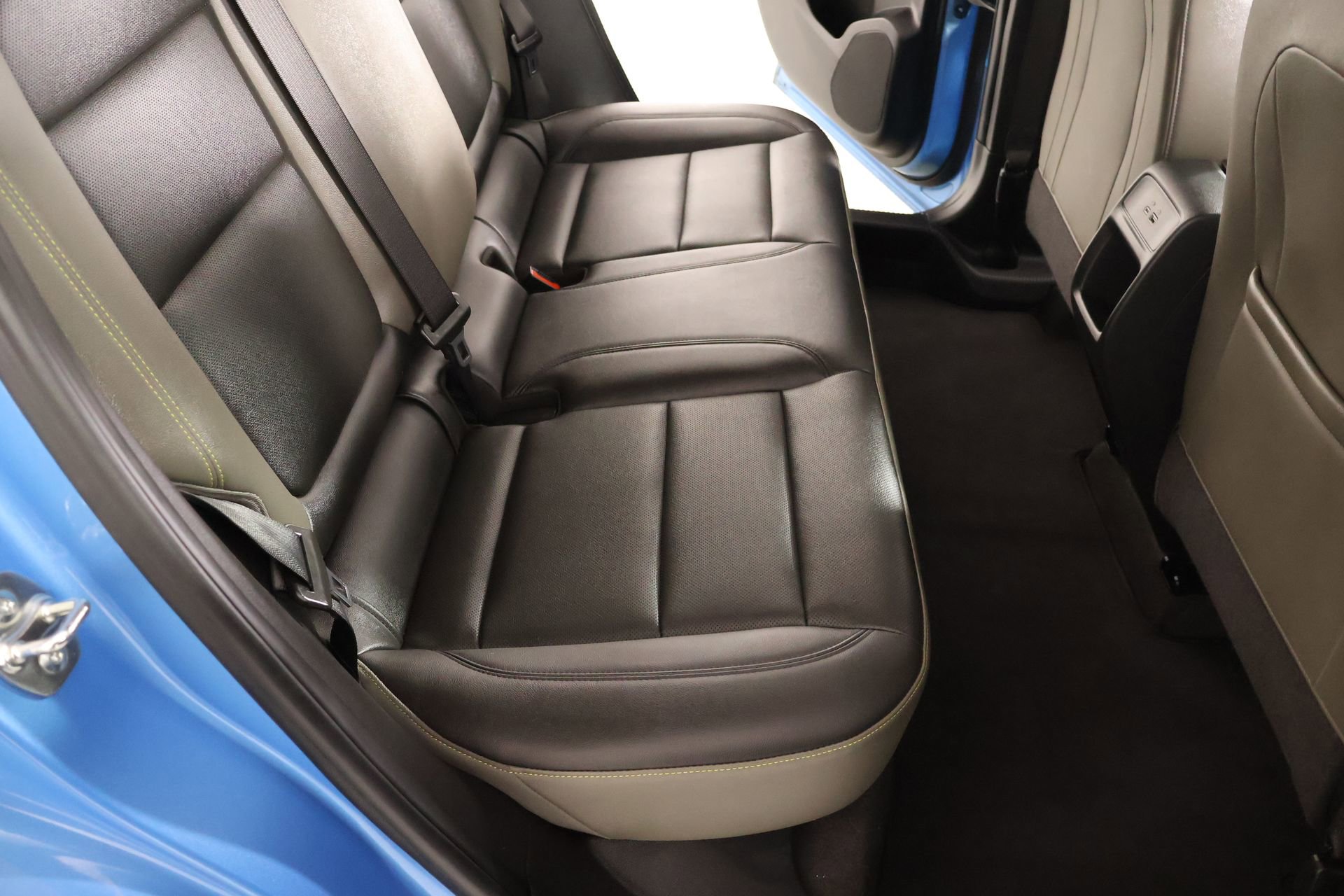 Used 2025 Chevrolet Trax ACTIV FWD image 14