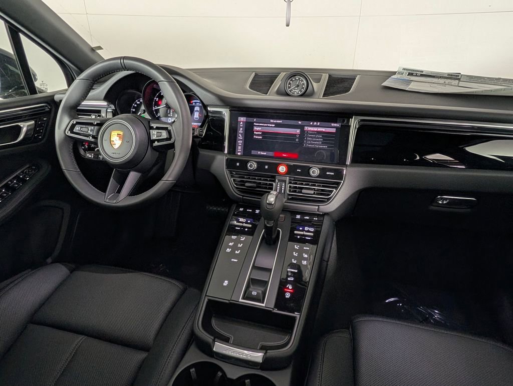 New 2026 Porsche Macan image 22