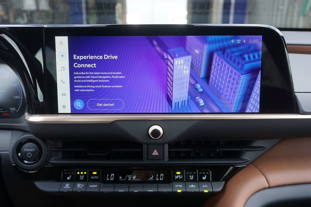 New 2026 Toyota Crown Signia AWD/4WD image 14