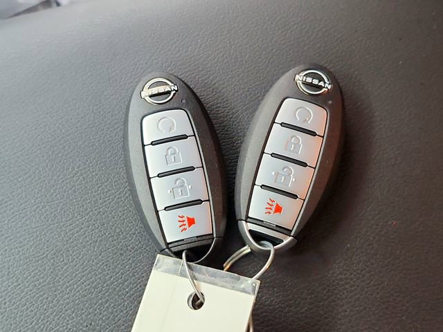 Used 2025 Nissan Frontier SV w/ SV Convenience Package image 33