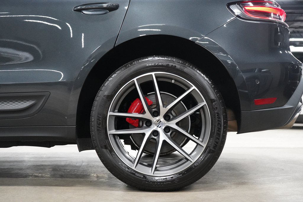 Used 2023 Porsche Macan S AWD/4WD image 37