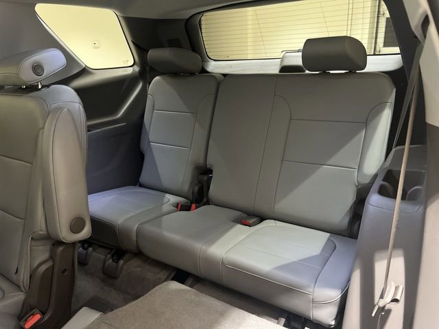 Used 2018 Chevrolet Traverse Premier w/ Driver Confidence II Package image 23