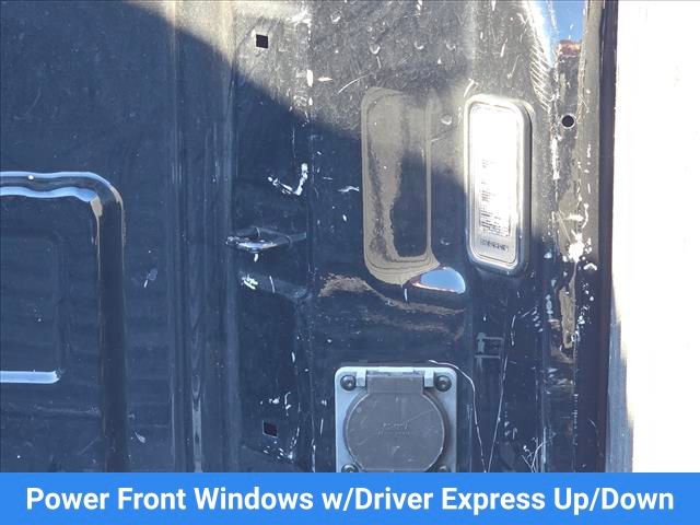 Certified 2025 Chevrolet Silverado 1500 LT image 17