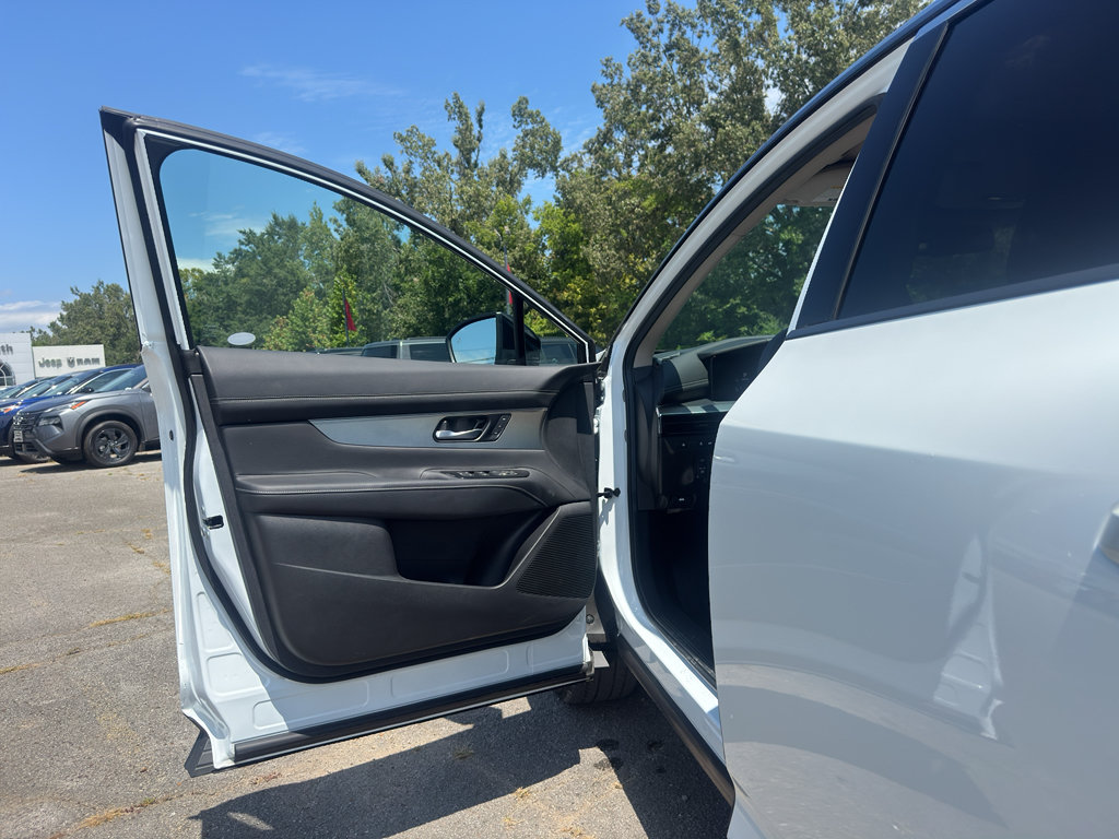 Used 2025 Nissan Murano SL AWD/4WD image 17