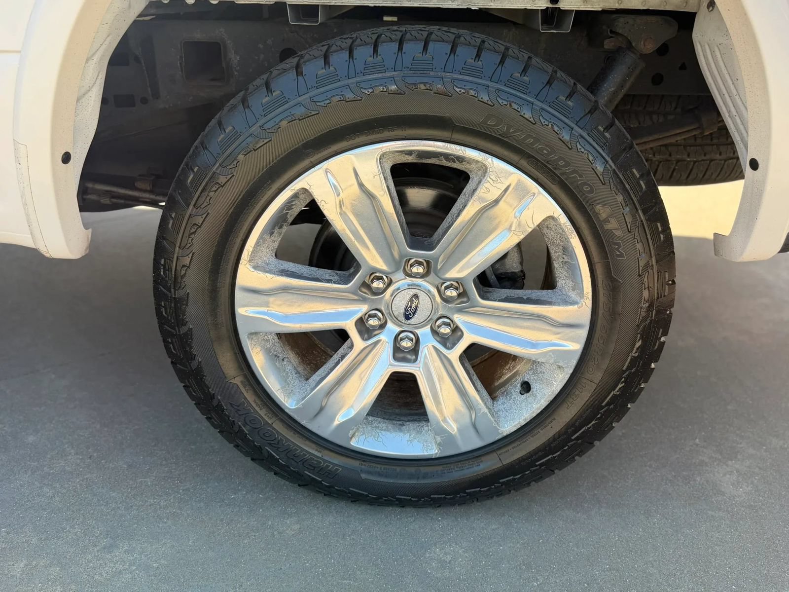 Used 2016 Ford F150 Platinum w/ Equipment Group 701A Luxury AWD/4WD image 15