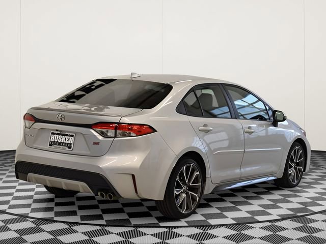 Used 2020 Toyota Corolla SE w/ Carpet Mat Package (TMS) FWD image 4