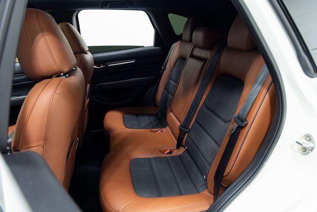 Used 2024 MAZDA CX-5 Carbon Edition image 24