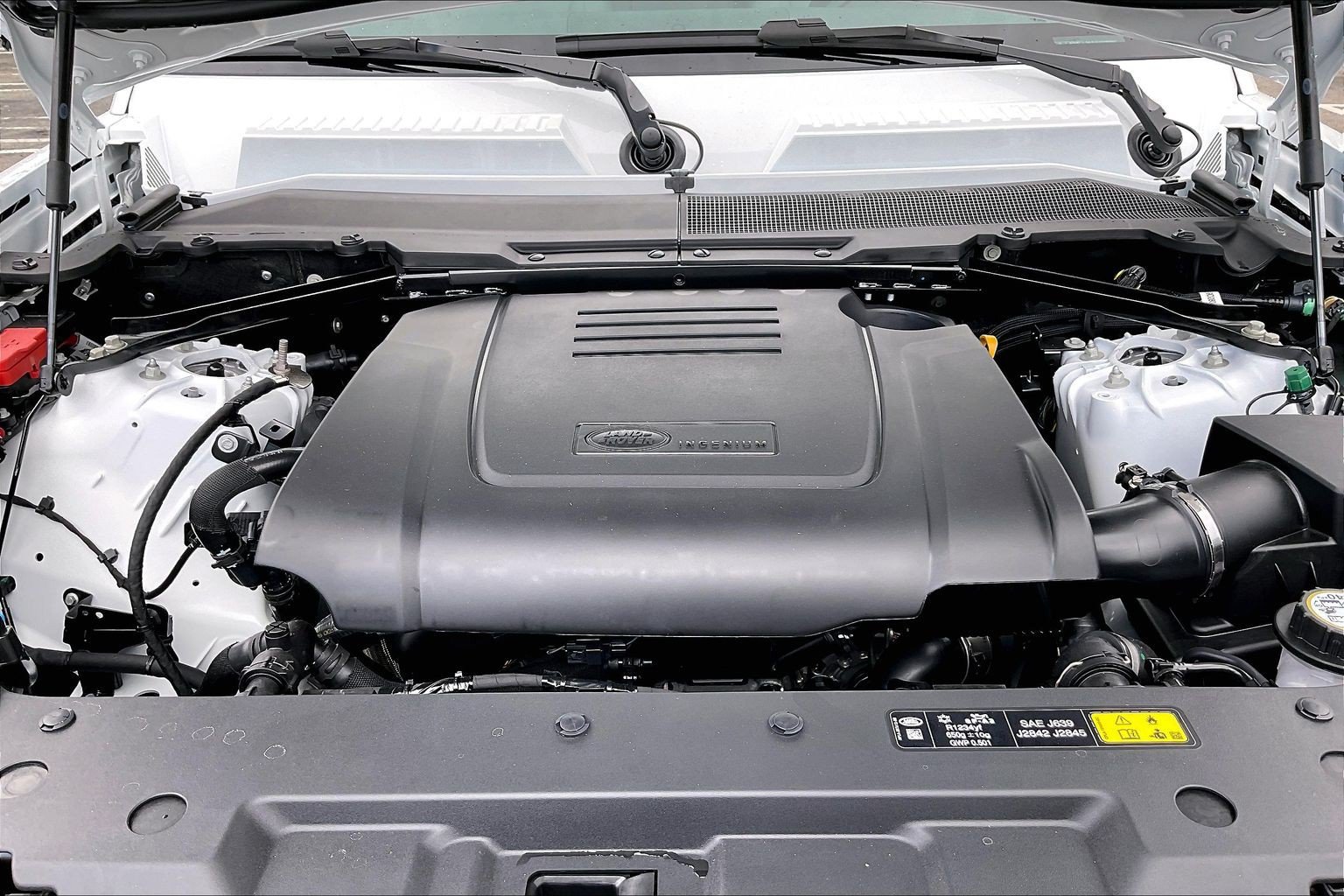 New 2026 Land Rover Defender 110 S AWD/4WD image 18