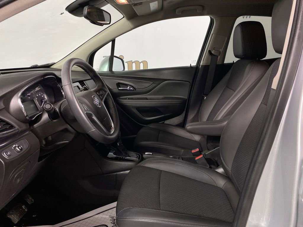 Certified 2022 Buick Encore Preferred w/ Safety Package image 11